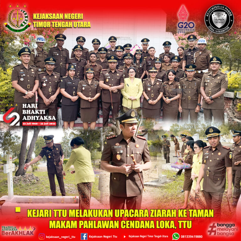Upacara Ziarah ke Taman Makam Pahlawan
