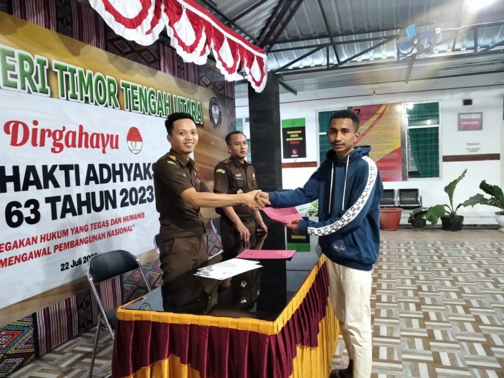 Penyerahan Surat Ketetapan Penghentian Penuntutan (SKP2)