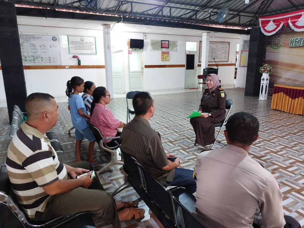 Penyerahan Surat Ketetapan Penghentian Penuntutan (SKP2)