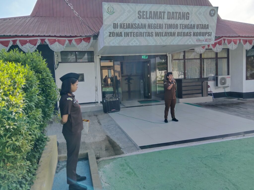 Apel Pagi Kejari TTU