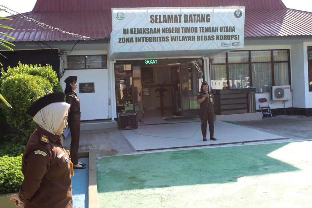 Apel Pagi Kejari TTU