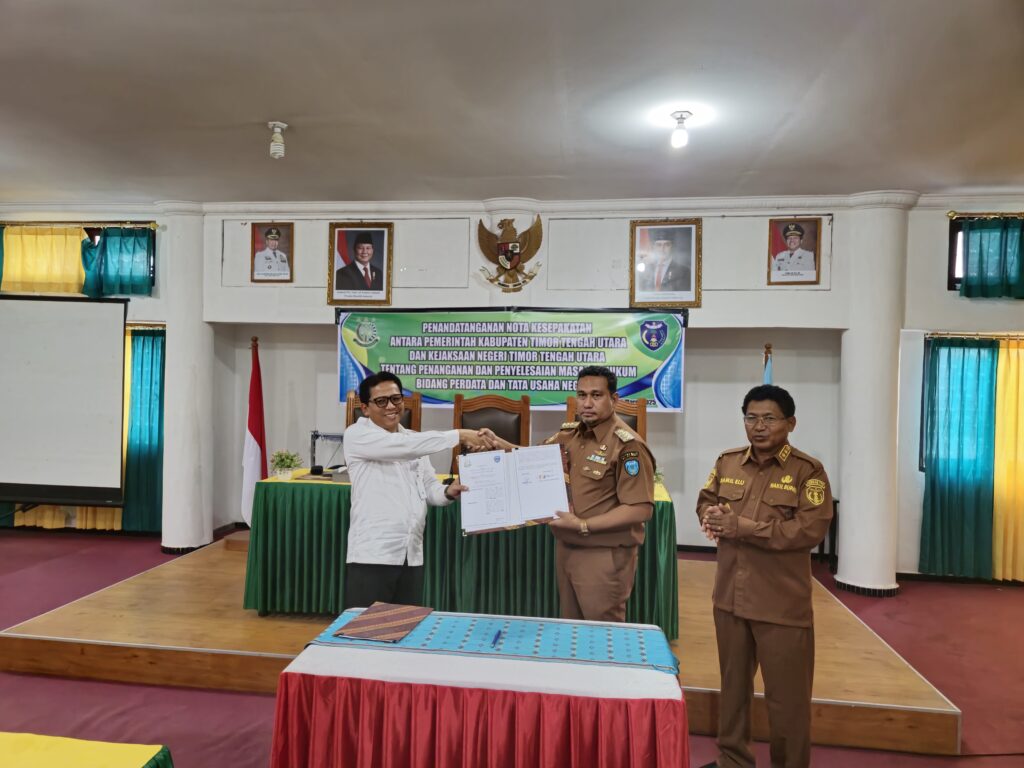 Penandatanganan Nota Kesepakatan antara Pemerintah Kabupaten TTU dan Kejaksaan Negeri TTU