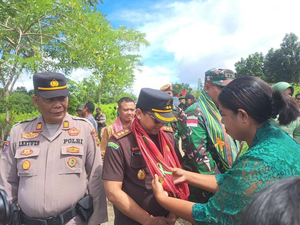 Penutupan TNI Manunggal Membangun Desa (TMMD) ke-123 TA. 2025 Kodim 1618/TTU