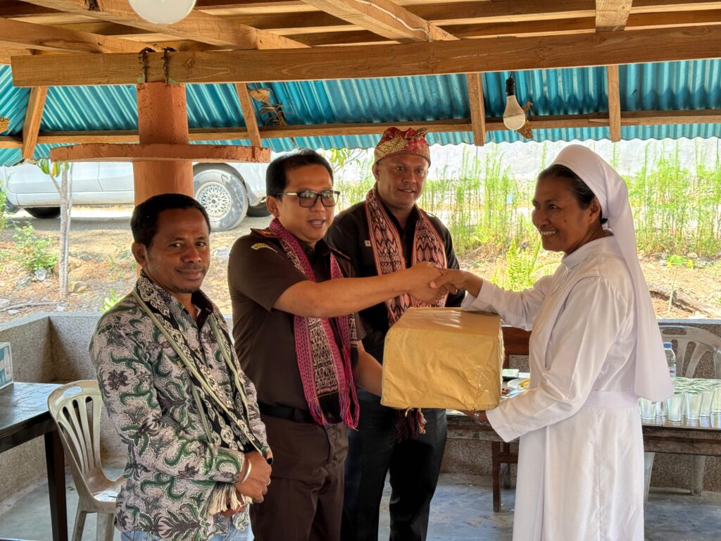 Kegiatan Anjangsana pada Lembaga Kesejahteraan Sosial Anak (LKSA) STA. Maria Manufui dalam rangka Peringatan HUT RI yang ke-80