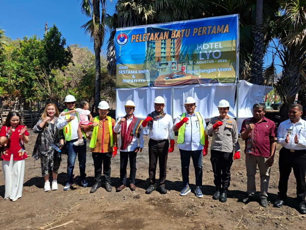 Kepala Kejaksaan Negeri Timor Tengah Utara turut menghadiri Peletakan Batu pertama Hotel Lyo