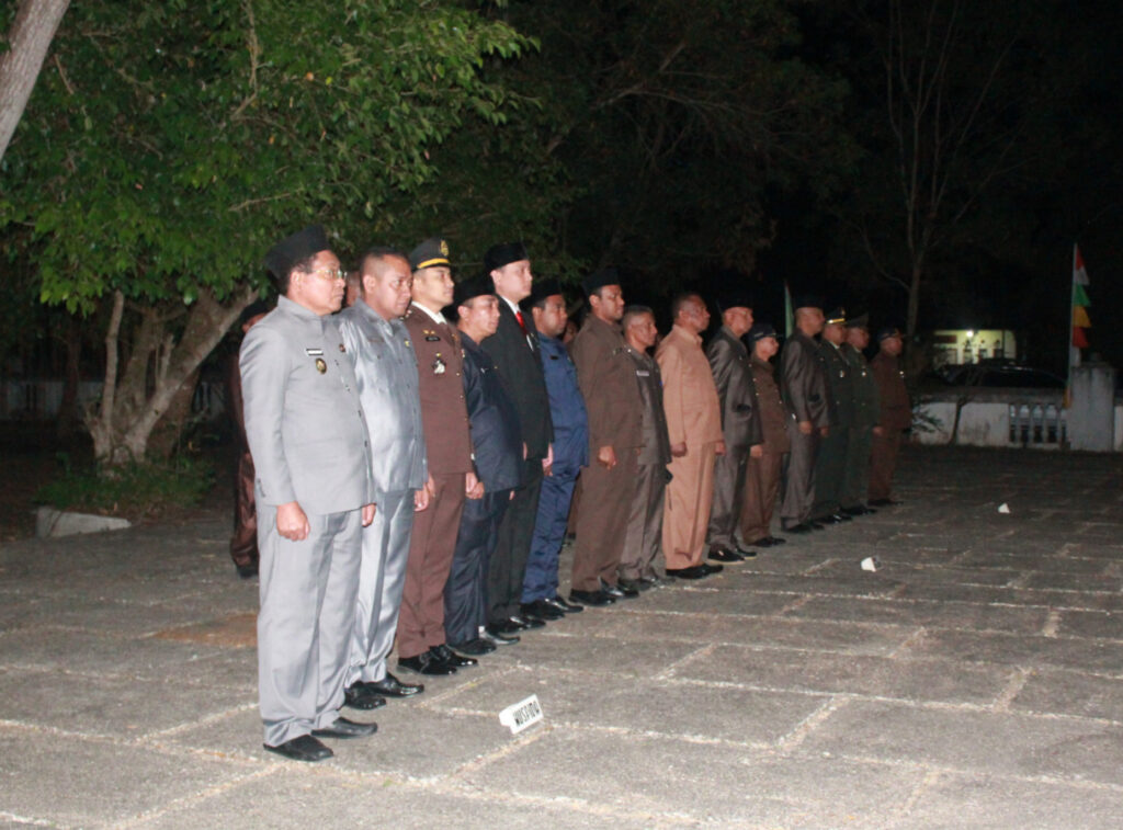 Upacara Apel Kehormatan dan Renungan Suci