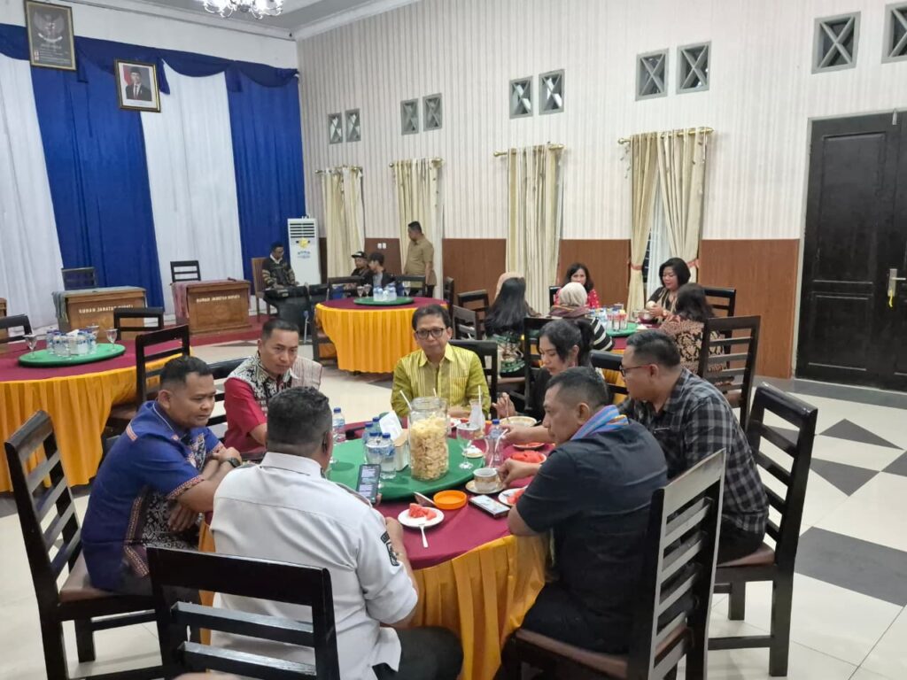 Pererat Sinergitas, Danrem 161/Wirasakti Bersama Forkopimda TTU Gelar Jamuan Makan Malam